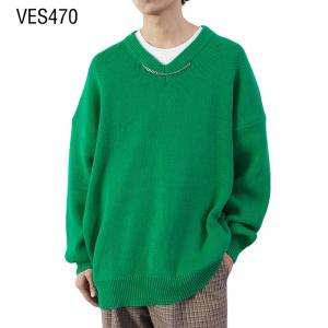 Customized V-neck men's pullover with chain decoration and large drop shoulder loose solid color sweater Warm and soft street comfortable top customized by Chinese clothing factory
